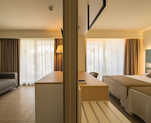 Junior Suite Room